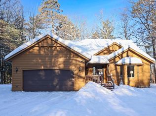 11198 Tuckaway Rd, Arbor Vitae, WI 54568