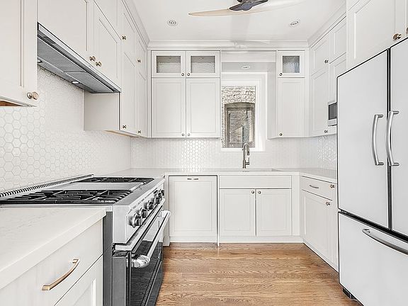 2nd image of 152 Prospect Park W APT 1A