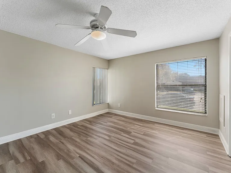 5201 Bellefield Dr — Photo 11