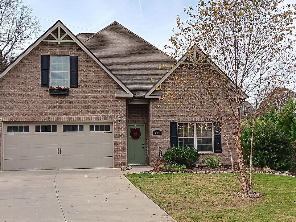 1st image of 164 Christine Ct