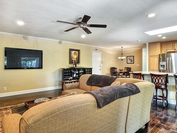 3rd image of 9735 Anne Sladon Ct