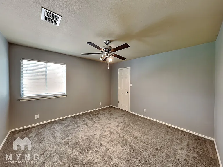 8606 Eagle Peak — Photo 17