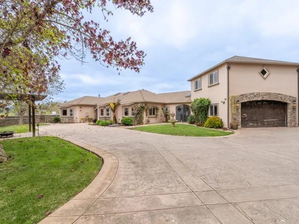 10233 Reese Cir, Salinas, CA 93907