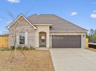 189 Bon Ami Dr, Freeport, FL 32439