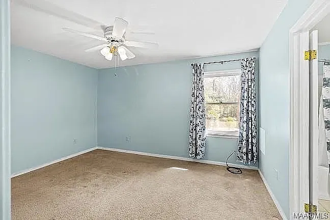 300 Loyola Drive - 1 — Photo 4