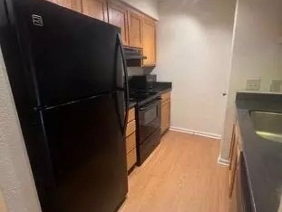4th image of 1722 Brice St #K