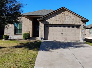 2801 Samson Dr, Lorena, TX 76655