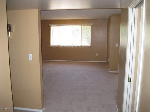 4th image of 10401 W Floriade Dr