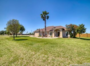 15819 White Cap Dr, Lytle, TX 78052