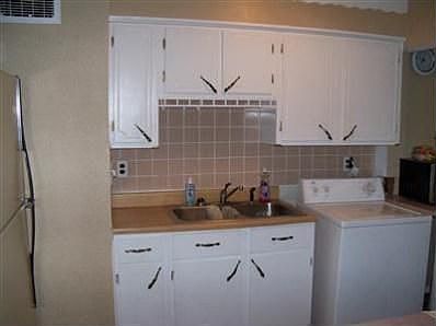 4th image of 2900 Preston Ave