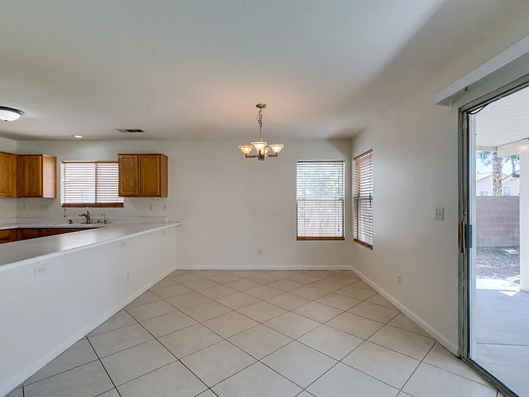 5025 Glittering Star Ct N — Photo 25