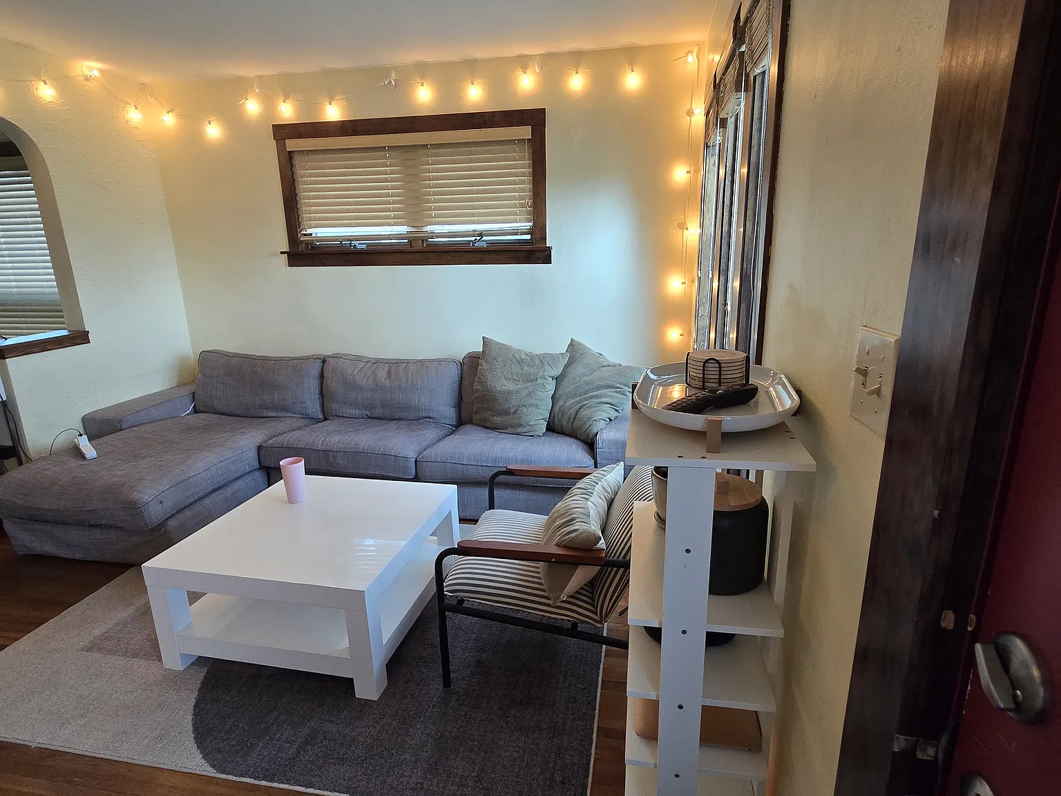 2 bed, 1110 sqft, $2,100 — Photo 4