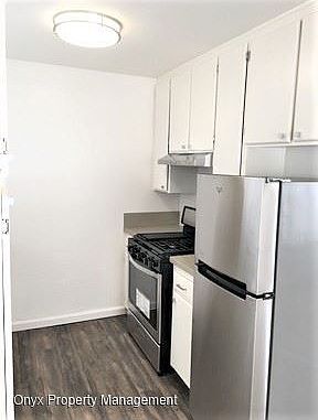 1st image of 3045 L St APT 4