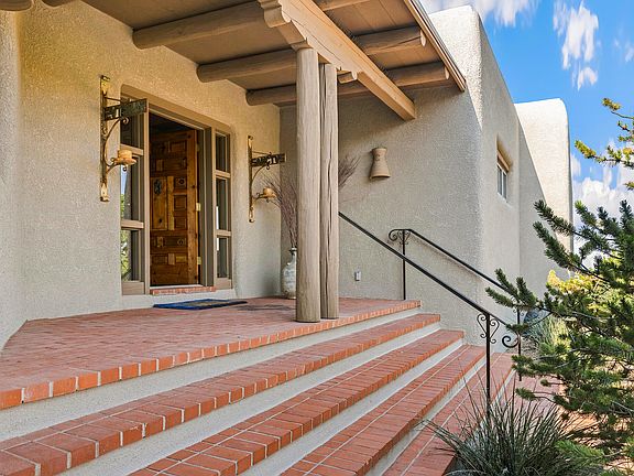 5th image of 23 Calle Cienega Ct