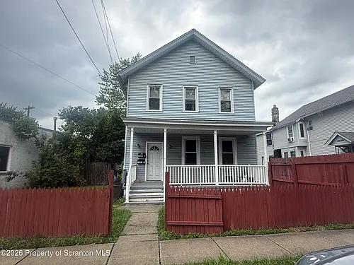 1409 Sanderson Ave #1 Photo 1