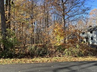 LOT 14 Bird Ln, Fontana, WI 53125