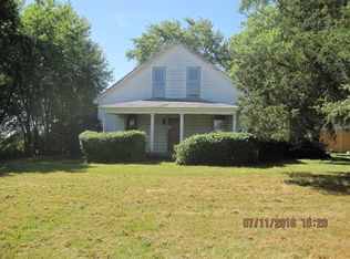 5401 E McGalliard Rd, Muncie, IN 47303