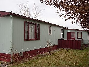 3rd image of 135 Tristram Dr