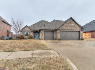 513 Branch Line Rd, Yukon, OK 73099