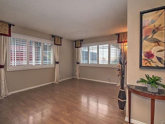 5th image of 4153 Gird Ave