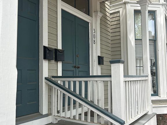 4th image of 308 W Park Ave