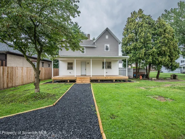 111R Montgomery St, Moosic, PA 18507