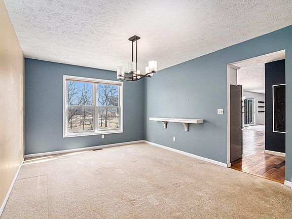5th image of 3657 Silver Farms Ln