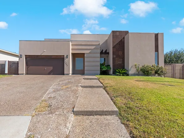 2803 T S Eliot Dr, Laredo, TX 78041