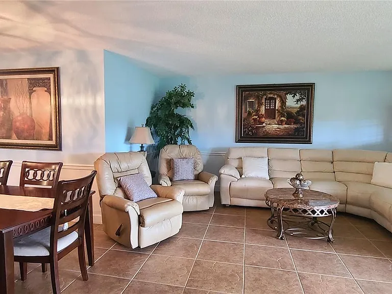 3300 W Rolling Hills Cir #104 — Photo 5