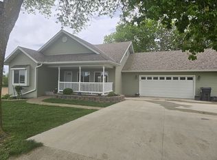 210 Prospect St, Stanton, IA 51573