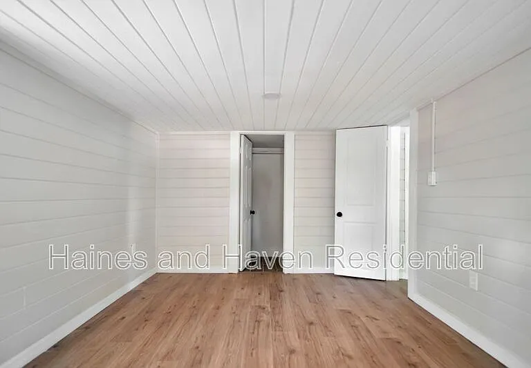 658 Avenue B NW — Photo 8