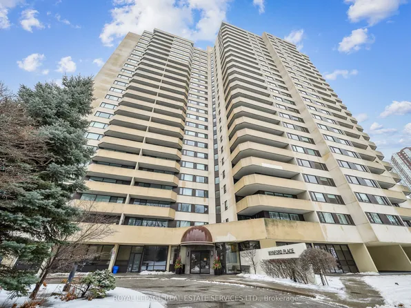 75 Wynford Heights Cres #2001, Toronto, ON M3C 3H9