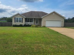 1095 K St, Martin, TN 38237