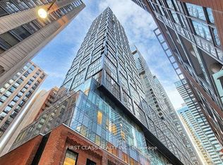 15 Mercer St #806, Toronto, ON M5V0T8