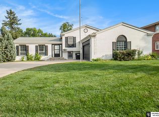 1615 S 136th St, Omaha, NE 68144