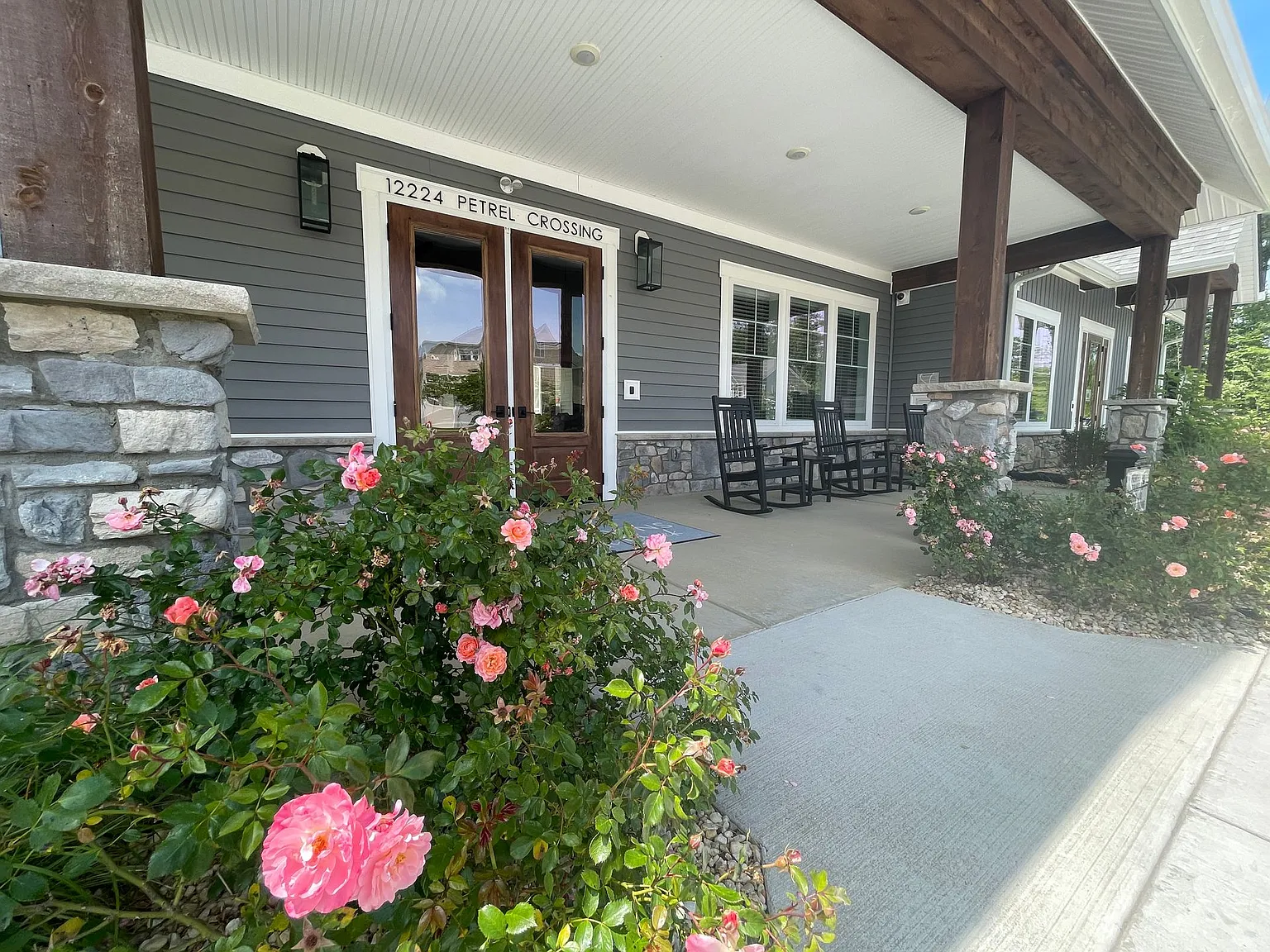 Cardinal | 4 Bed 2.5 Bath | Garage | 1895 sf | $2979-$3277 | 8, 9, 13, 14, and 15 month lease terms — Photo 4