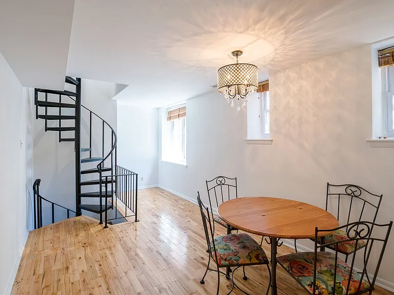 1137 Pine St #103 — Photo 6