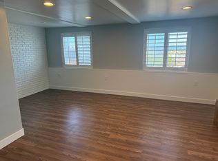 900 Cornish Dr #B, Encinitas, CA 92024