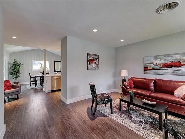 1st image of 5508 Darlington Ln