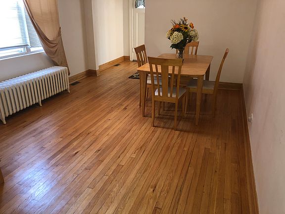 5th image of 2239 N 76th Ave