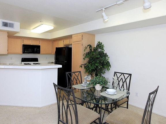 3rd image of 18012 Annes Cir Unit 103