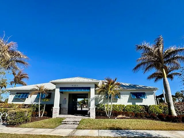 10916 SW Robbia Way — Photo 53