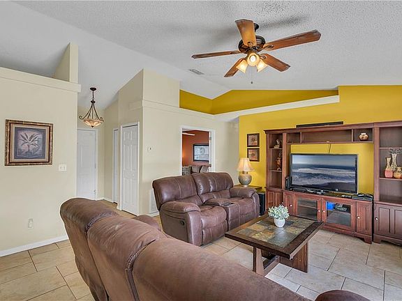 4th image of 13240 Moonflower Ct