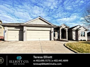 2023 S 181st Cir, Omaha, NE 68130