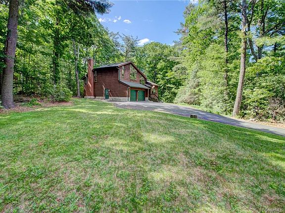 2nd image of 9 Pine Mountain Cir