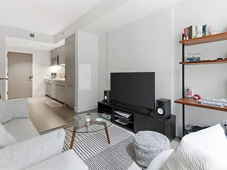 55 Lagrange St #403 — Photo 3