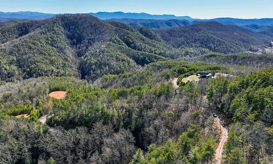 1st image of 120 Bullet Mountain Dr