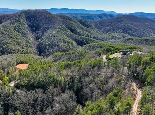 120 Bullet Mountain Dr, Tellico Plains, TN 37385