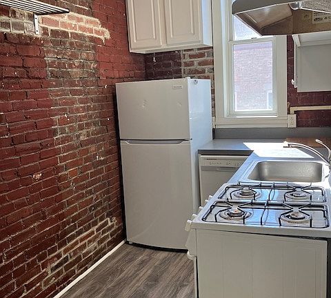 2nd image of 508 South St #301