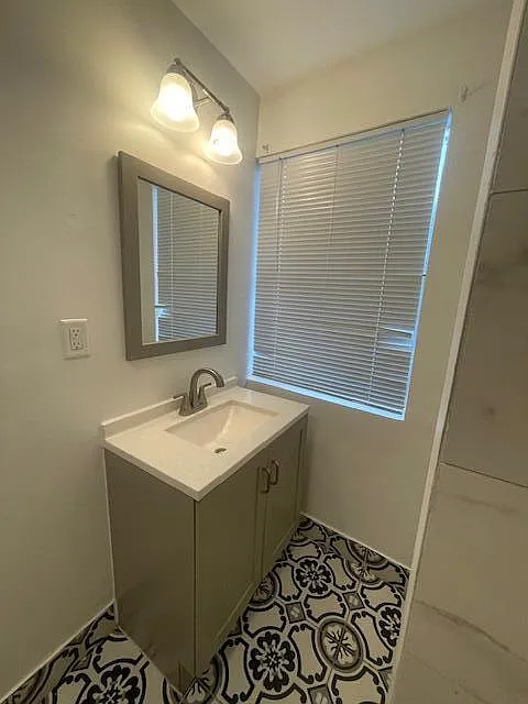 919 2nd Street West Palm Beach, FL 33401 - 1 — Photo 2